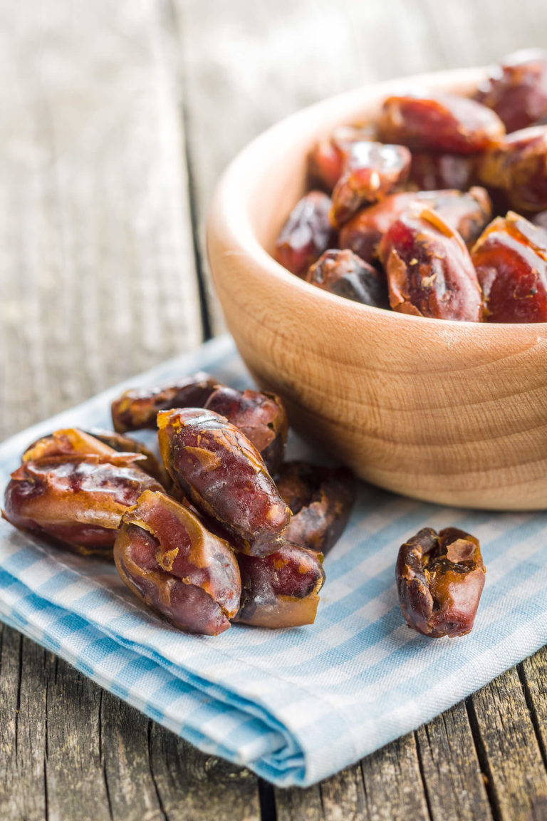 Premium Iran Piarom dates